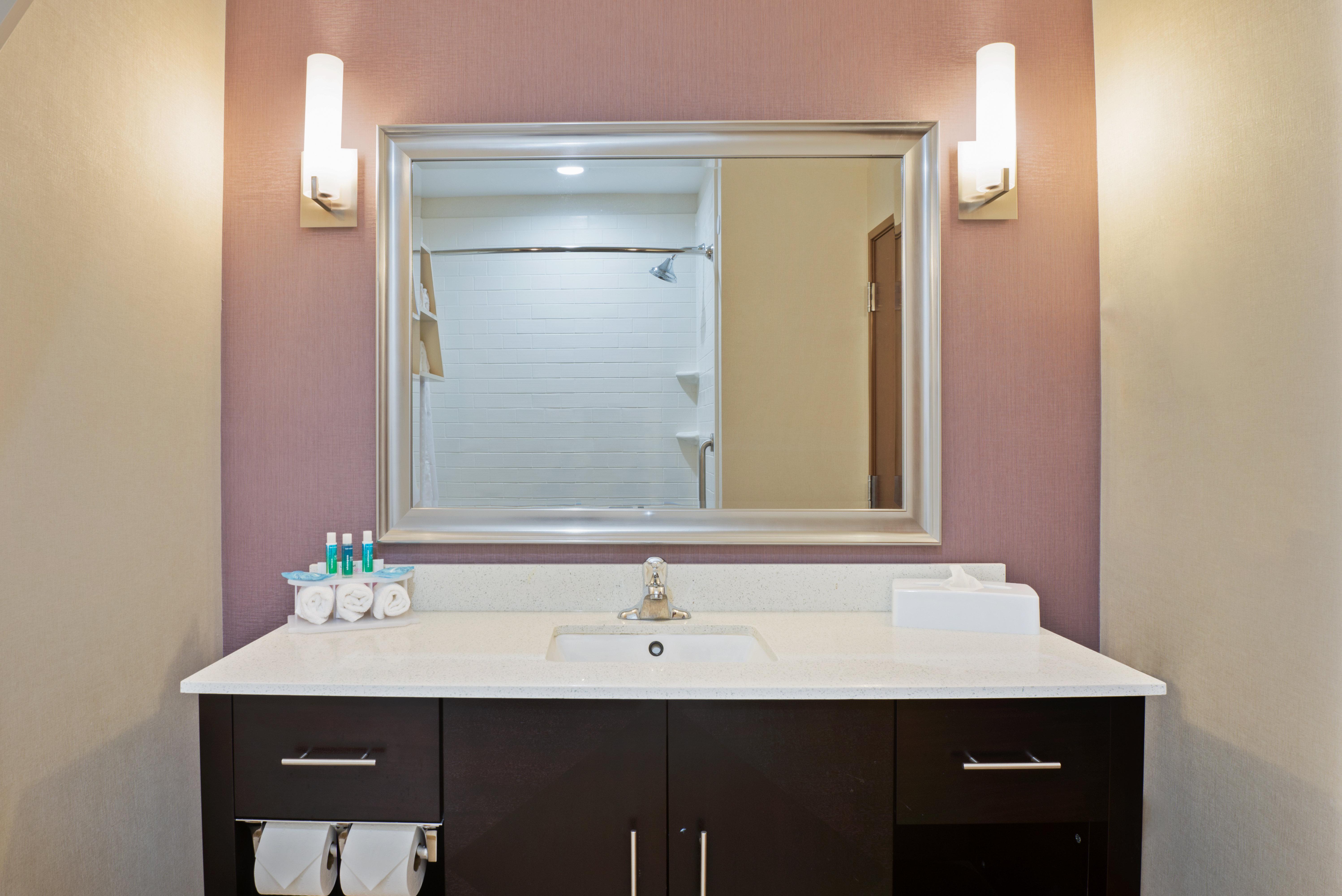 Holiday Inn Express & Suites New Cumberland By Ihg Екстер'єр фото