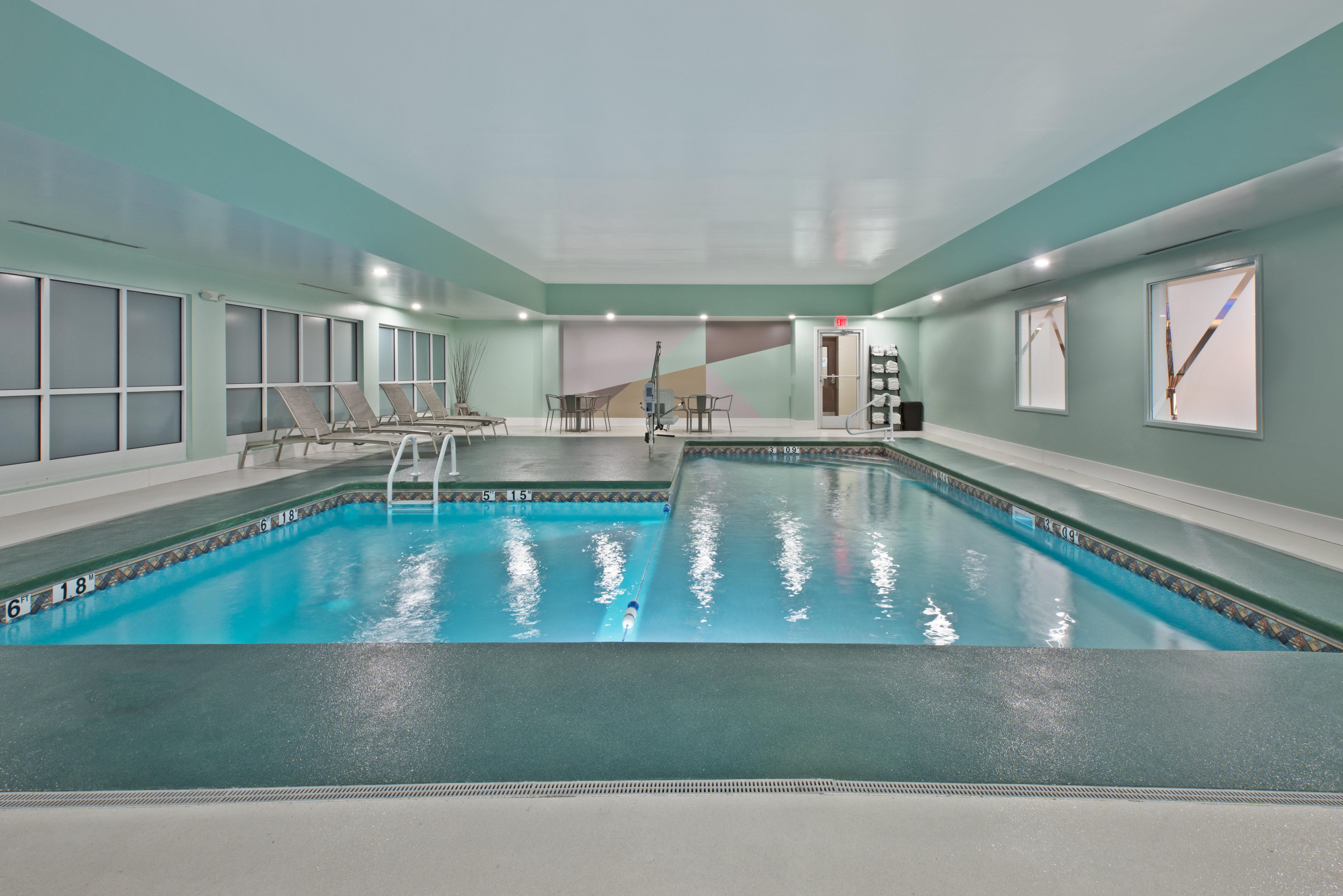 Holiday Inn Express & Suites New Cumberland By Ihg Екстер'єр фото