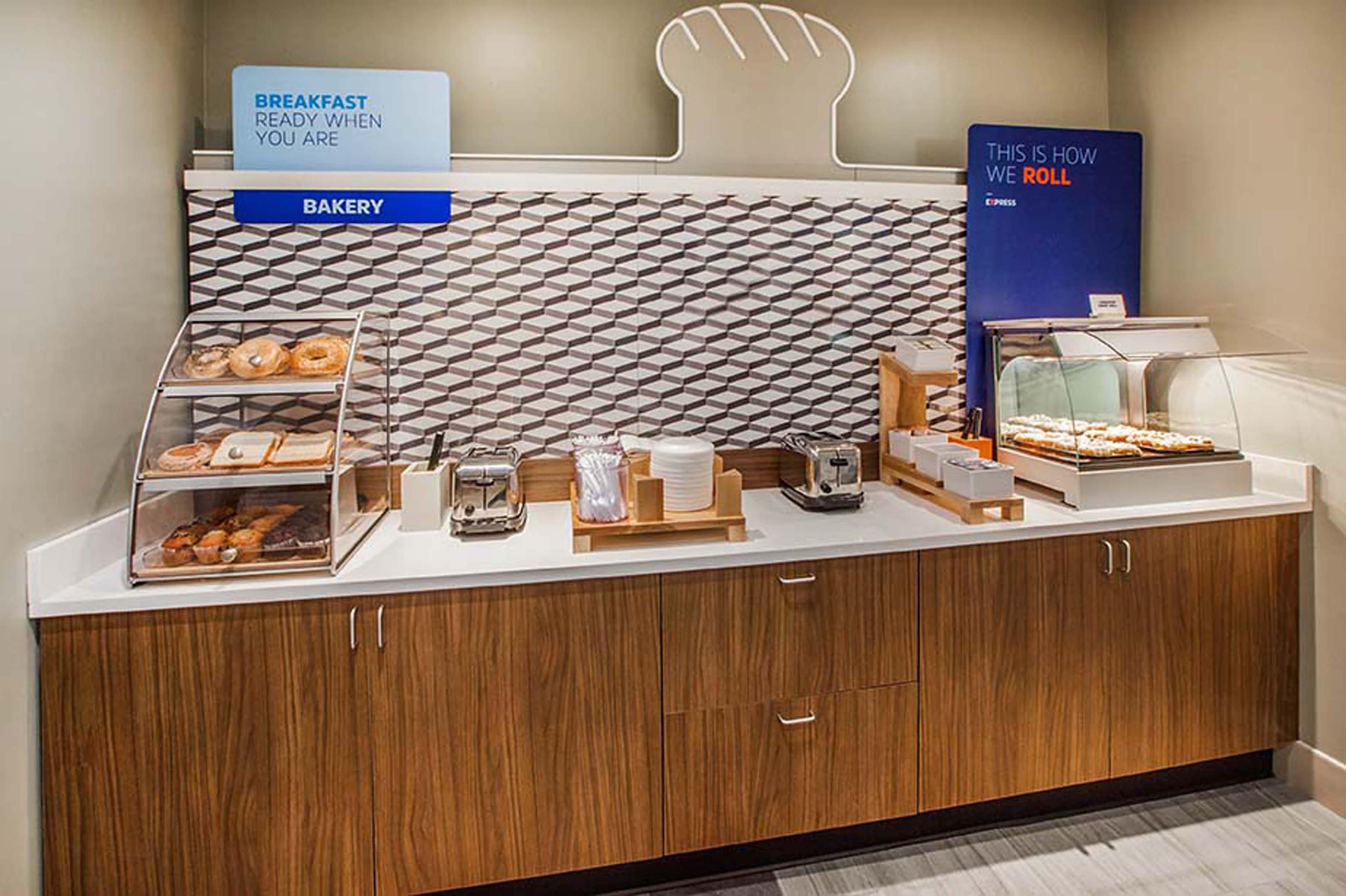 Holiday Inn Express & Suites New Cumberland By Ihg Екстер'єр фото