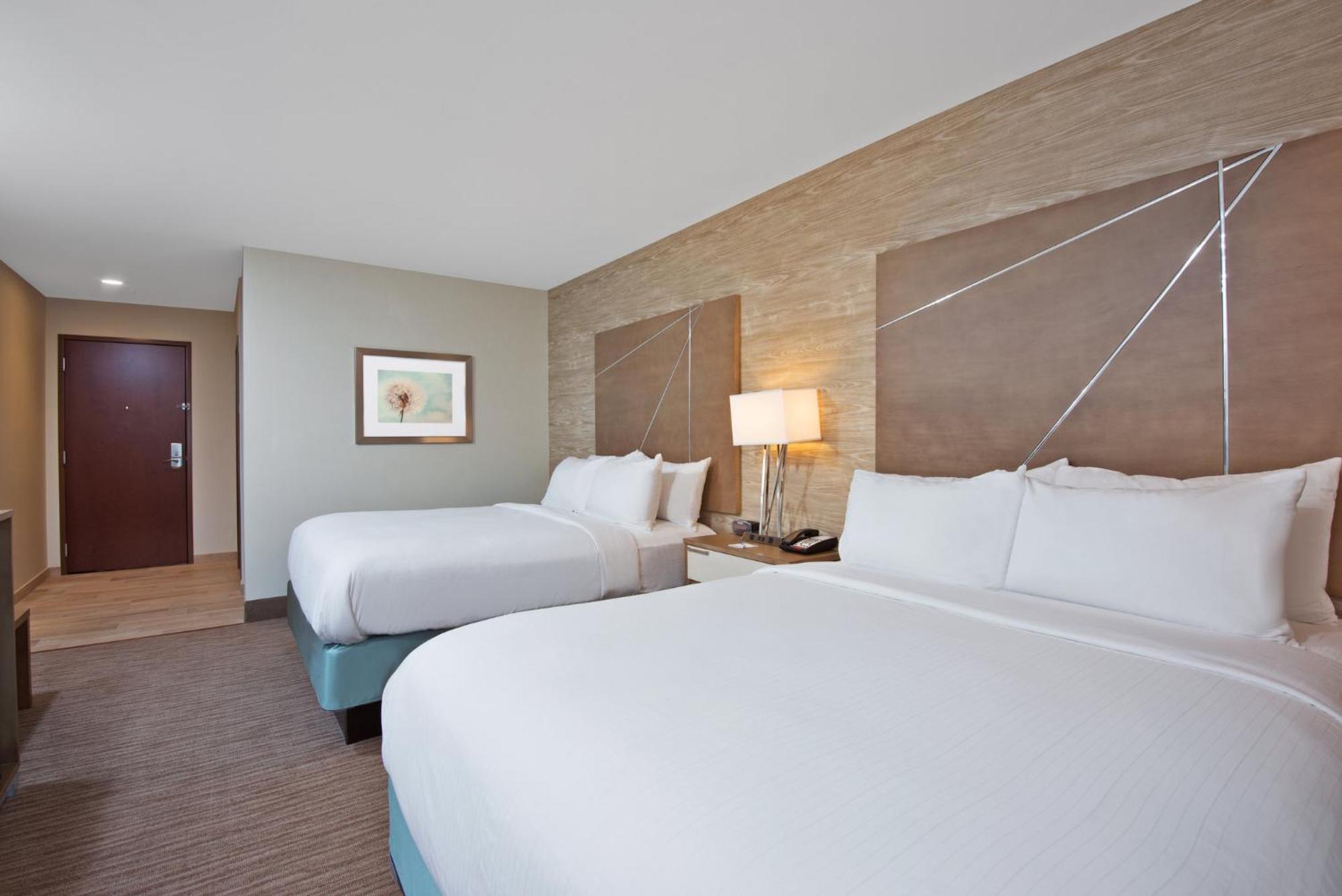 Holiday Inn Express & Suites New Cumberland By Ihg Екстер'єр фото